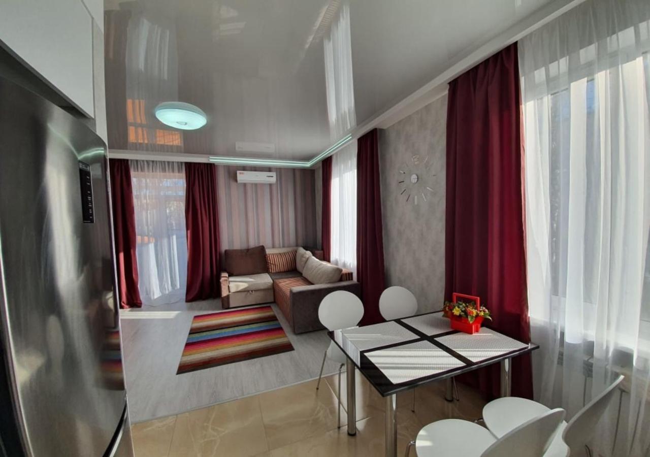 Lux New Apartment 2019 Charkiv Esterno foto