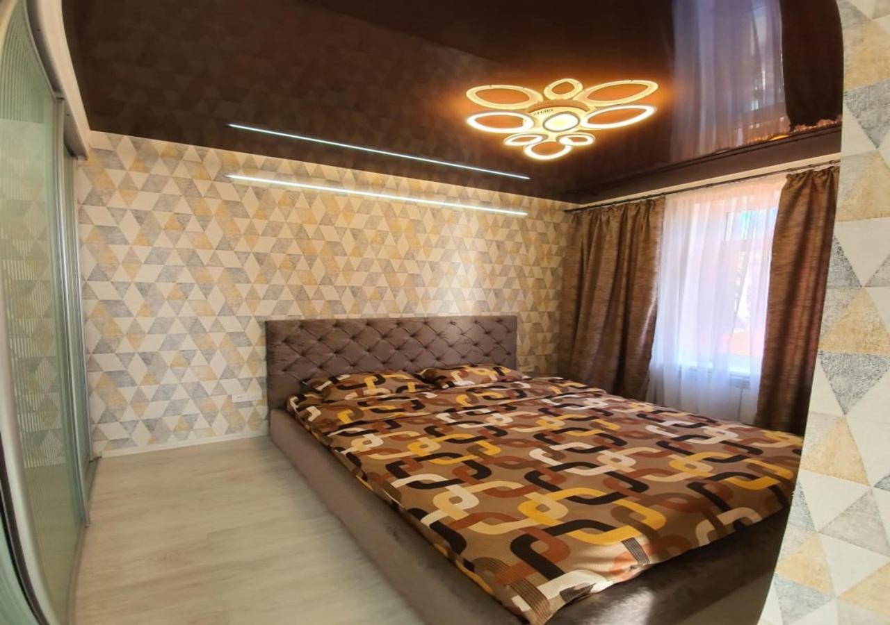 Lux New Apartment 2019 Charkiv Esterno foto
